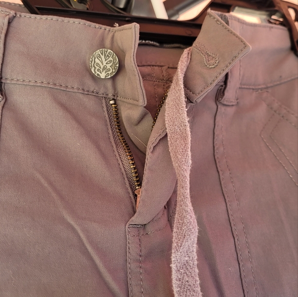 Prana Hiking Pants - Picture 8 of 10